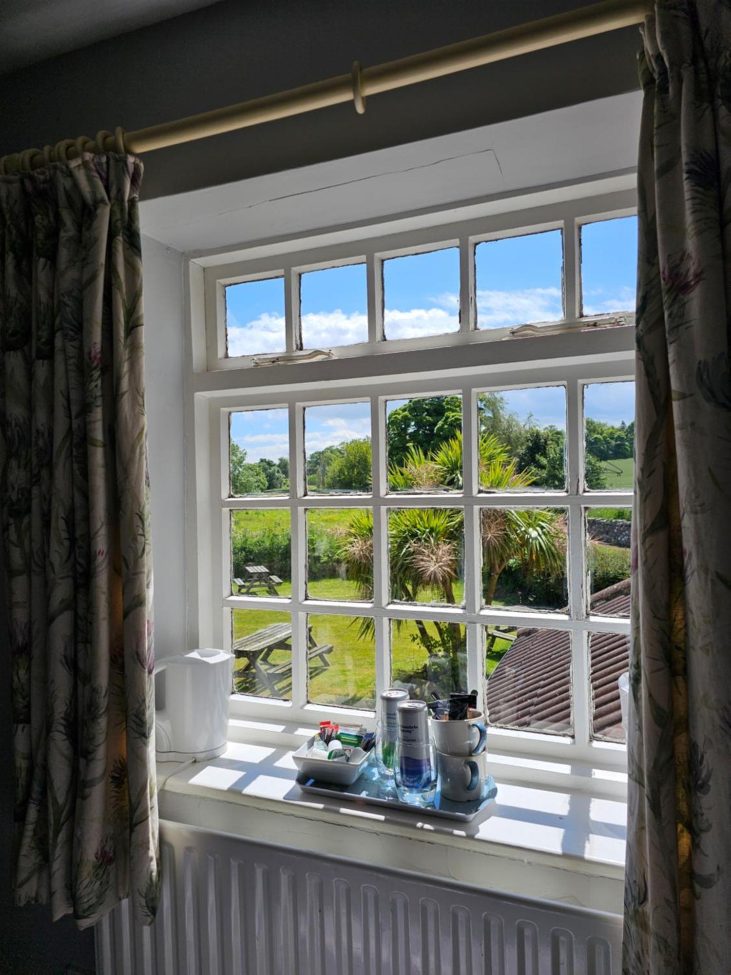 The Pack Horse Inn Chathill Екстериор снимка